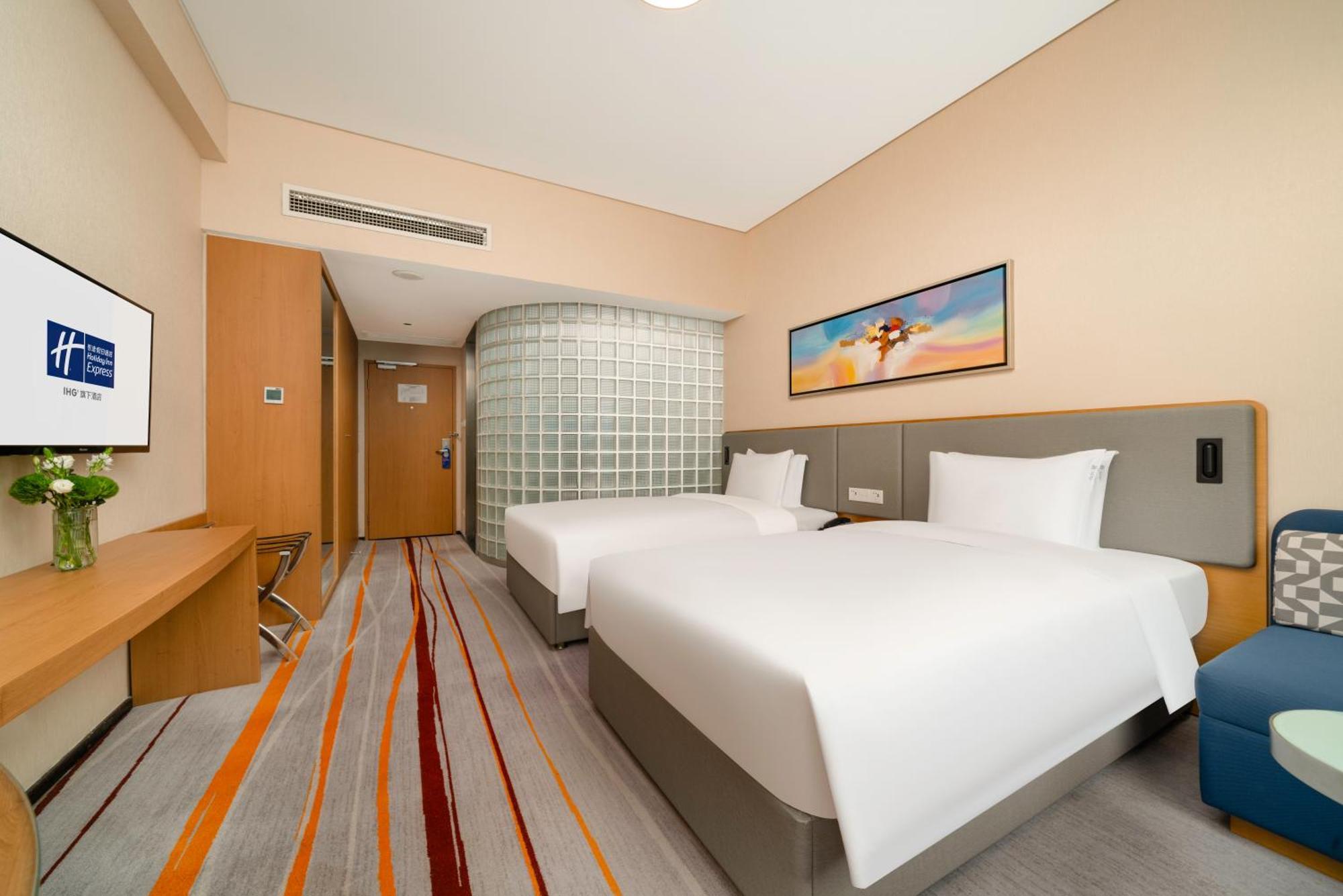 Holiday Inn Express Chengdu Gulou-Tianfu Square Chunxi Road Branch Εξωτερικό φωτογραφία